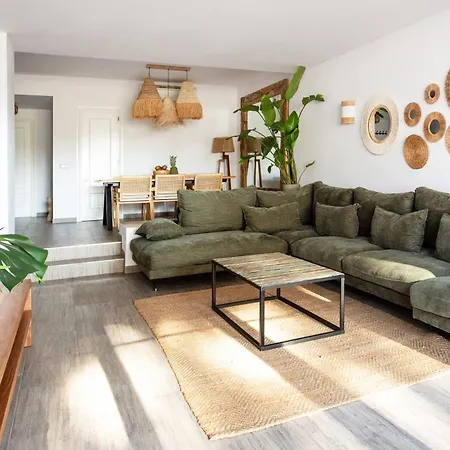 Ideal In Marbella, Near Nikki Apartment *